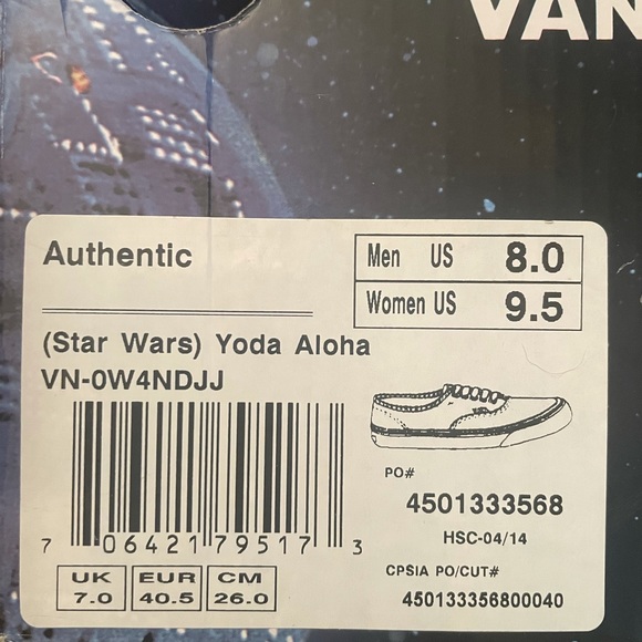 Yoda Aloha Vans Shoes - Picture 5 of 5